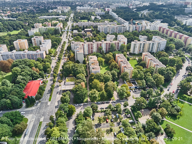 01.09.2021 - Abrissbaustelle Quiddezentrum und Blick zum Ostpark