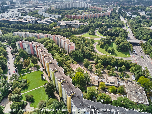 01.09.2021 - Abrissbaustelle Quiddezentrum und Blick zum Ostpark