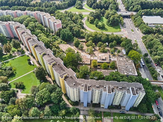 01.09.2021 - Abrissbaustelle Quiddezentrum und Blick zum Ostpark