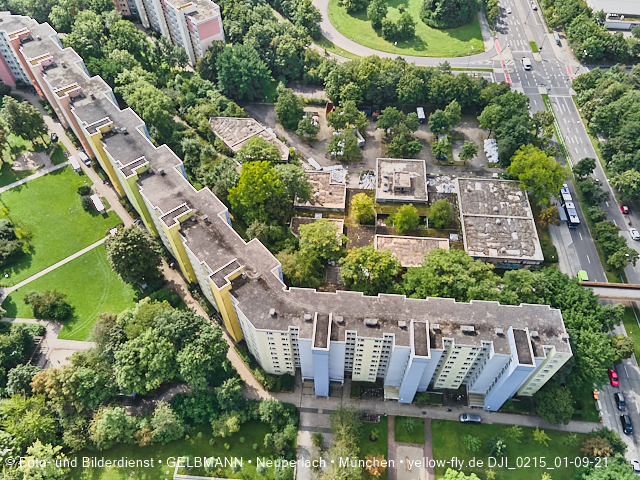01.09.2021 - Abrissbaustelle Quiddezentrum und Blick zum Ostpark