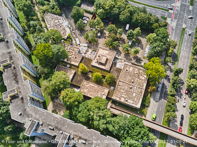 01.09.2021 - Abrissbaustelle Quiddezentrum und Blick zum Ostpark