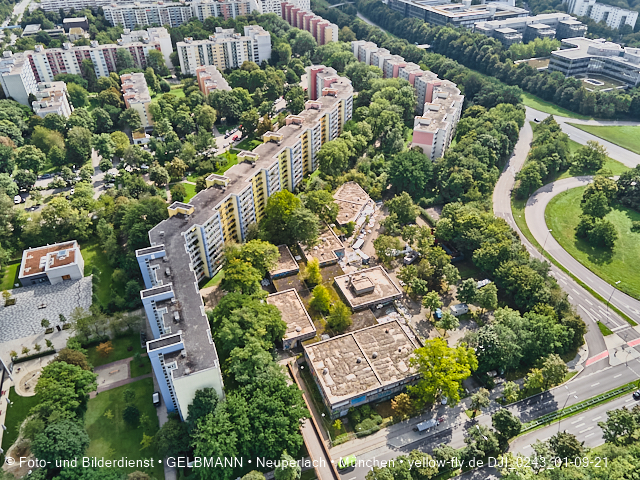 01.09.2021 - Abrissbaustelle Quiddezentrum und Blick zum Ostpark