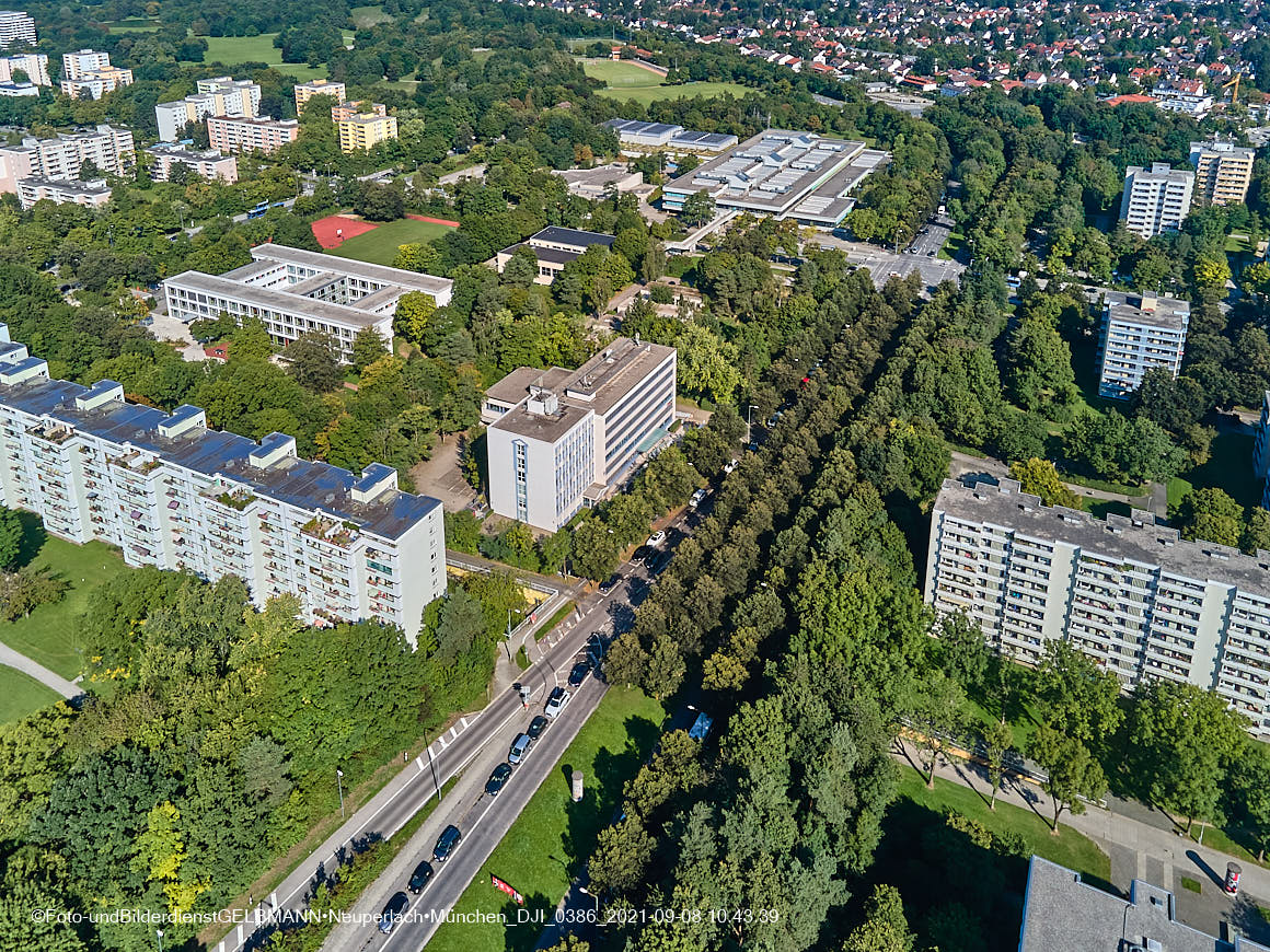 08.09.2021 - Alte und neue TRAM in Neuperlach