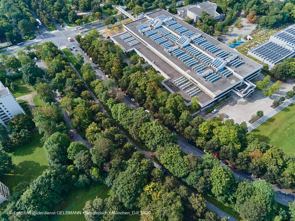 09.09.2021 - Die Heinrich-Wieland-Straße in Neuperlach