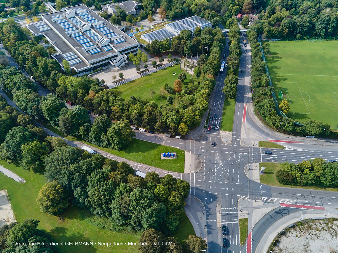 09.09.2021 - Die Heinrich-Wieland-Straße in Neuperlach