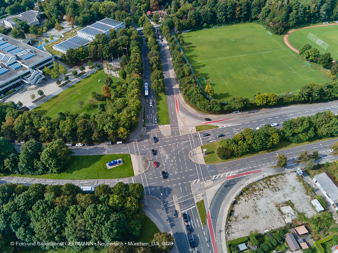 09.09.2021 - Die Heinrich-Wieland-Straße in Neuperlach