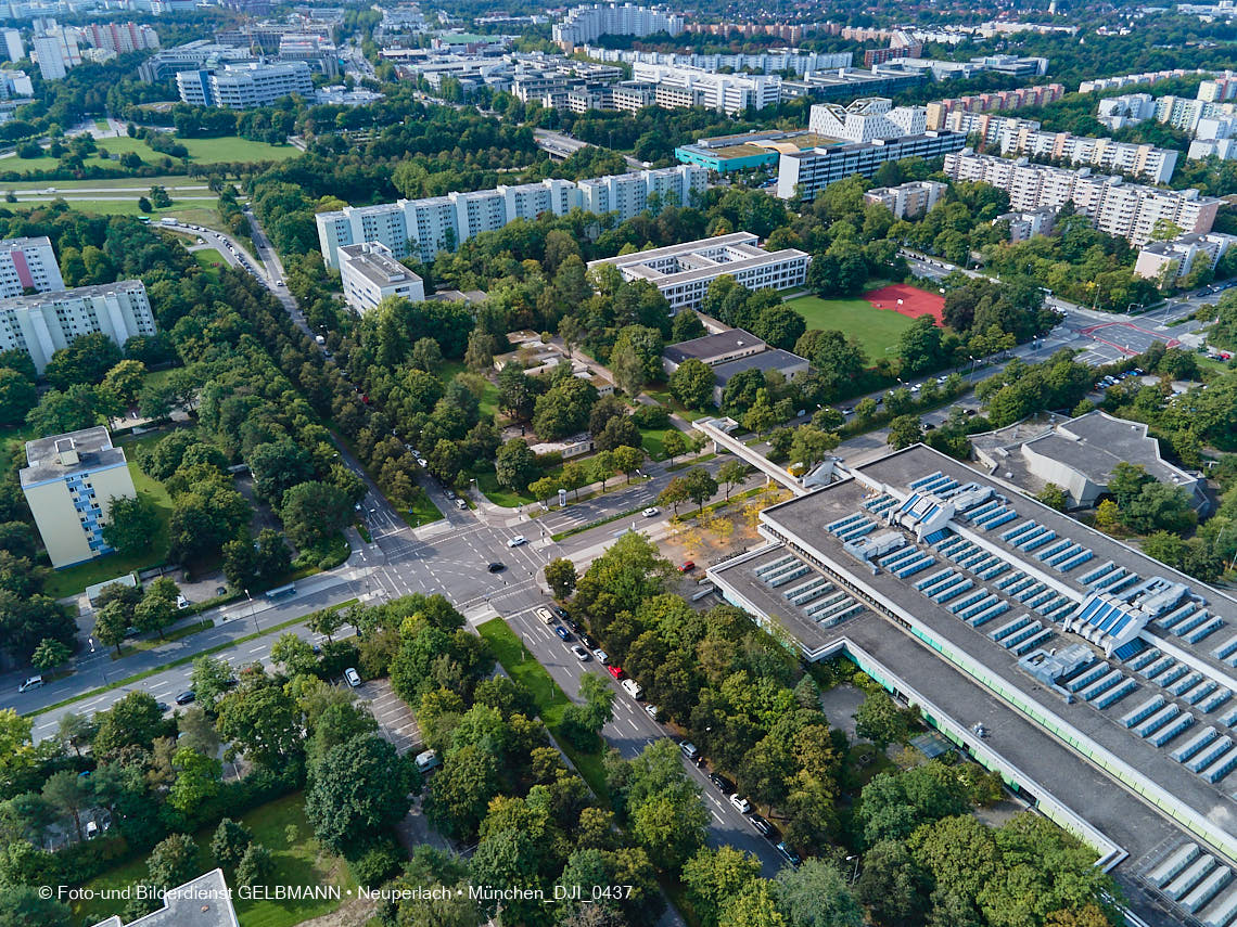 09.09.2021 - Die Heinrich-Wieland-Straße in Neuperlach