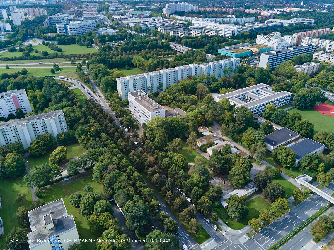 09.09.2021 - Die Heinrich-Wieland-Straße in Neuperlach