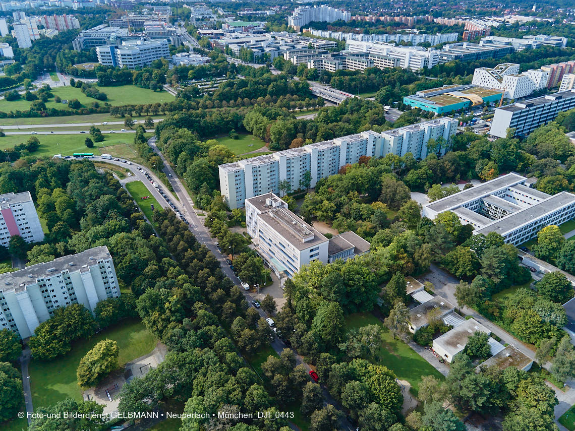 09.09.2021 - Die Heinrich-Wieland-Straße in Neuperlach