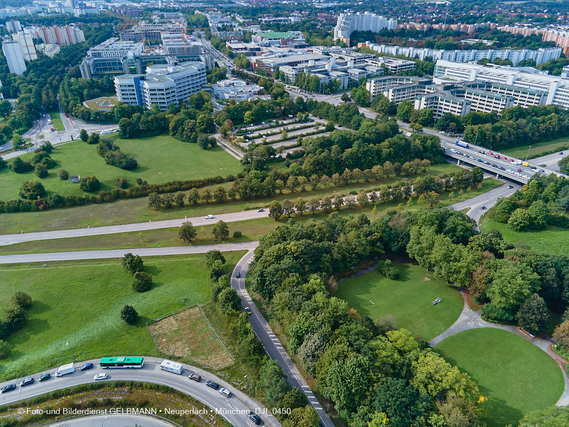 09.09.2021 - Die Heinrich-Wieland-Straße in Neuperlach