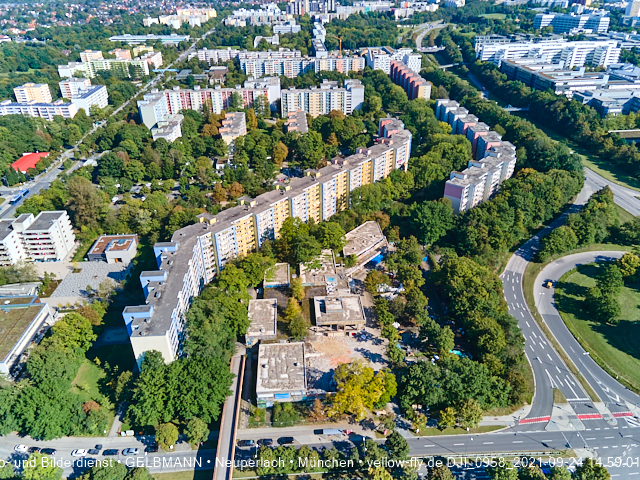 24.09.2021 - Abrissbaustelle Quiddezentrum in Neuperlach