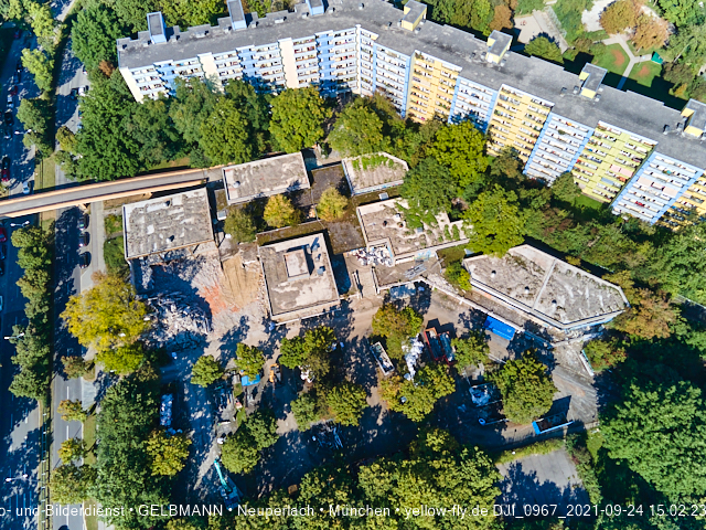 24.09.2021 - Abrissbaustelle Quiddezentrum in Neuperlach