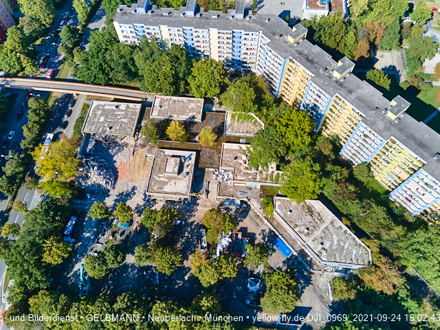 24.09.2021 - Abrissbaustelle Quiddezentrum in Neuperlach