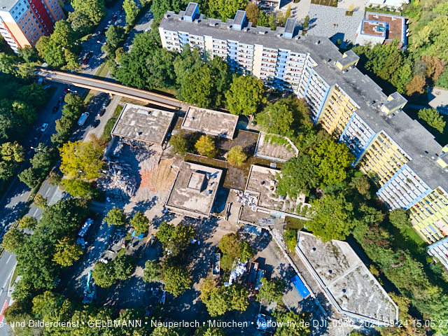 24.09.2021 - Abrissbaustelle Quiddezentrum in Neuperlach