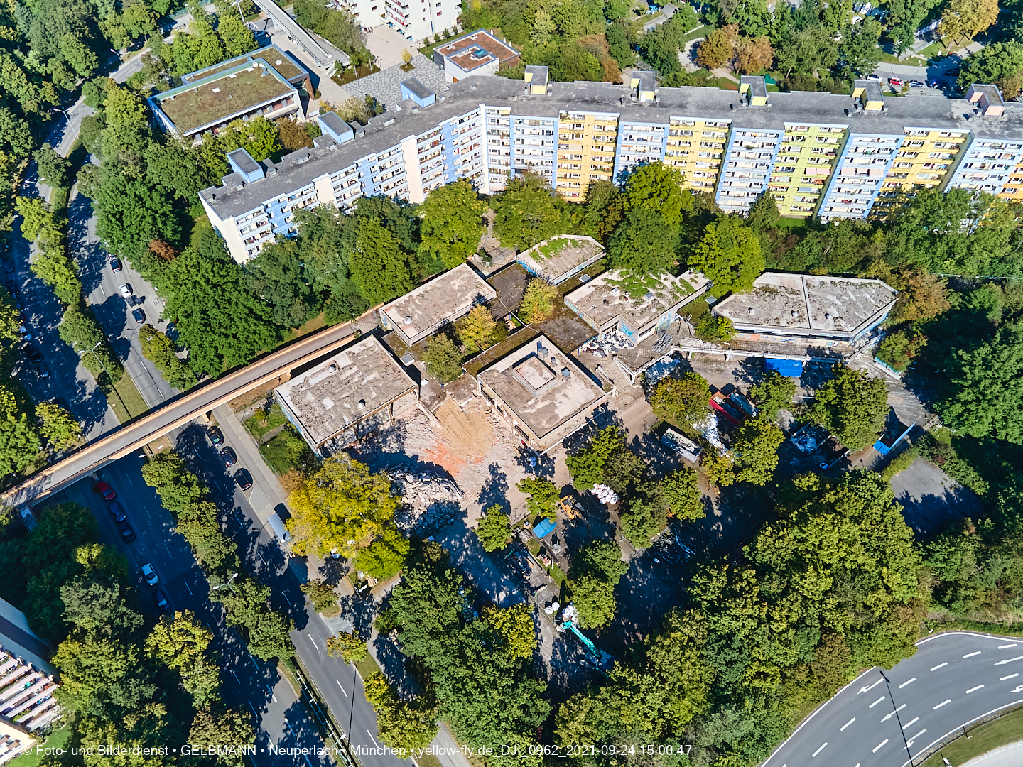 24.09.2021 - Abrissbegin des Quiddezentrums in Neuperlach