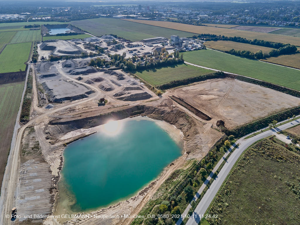 11.10.2021 - Quetschwerk Mühlhauser & Sohn in Haar