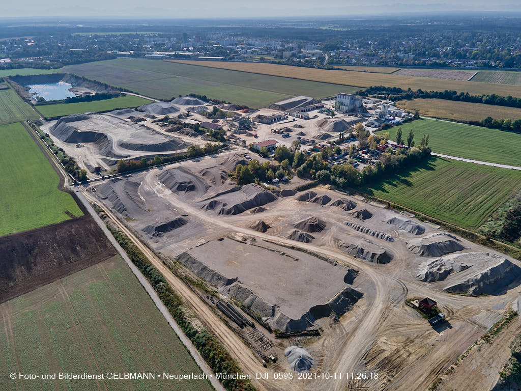 11.10.2021 - Quetschwerk Mühlhauser & Sohn in Haar