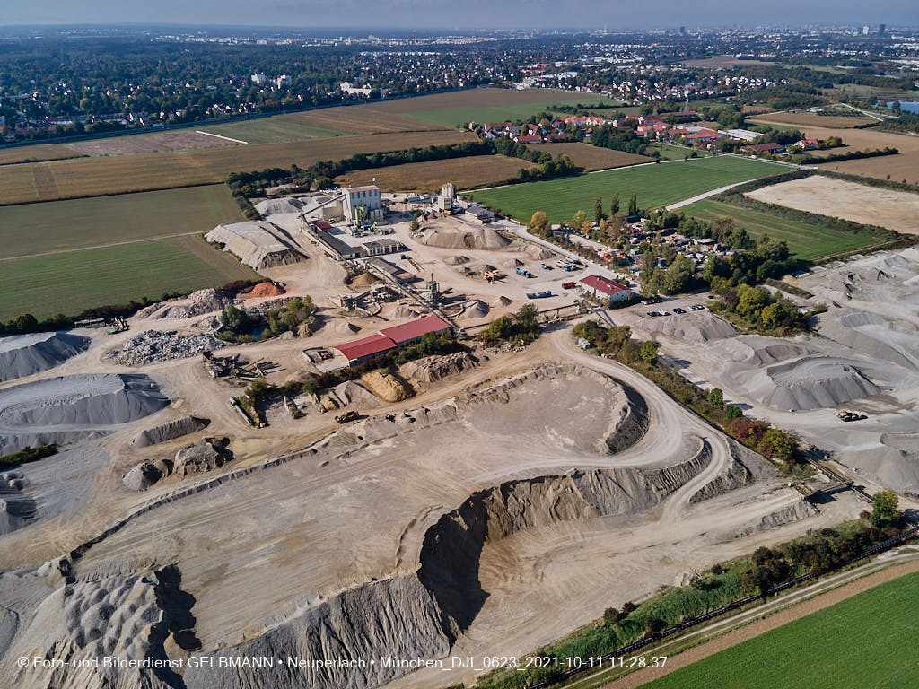 11.10.2021 - Quetschwerk Mühlhauser & Sohn in Haar