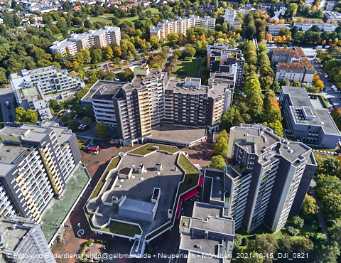 15.10.2021 - Marx-Zentrum, Studentenwohnheim und Wohnanlage Karl-Marx-Ring 52-62 und KMR 53-57c