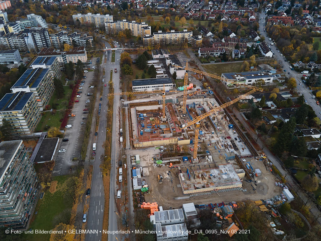 05.11.2021 - Grundschule am Karl-Marx-Ring in Neuperlach