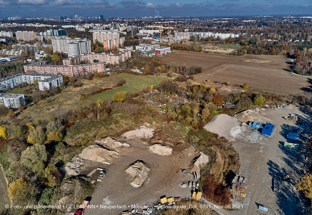 06.11.2021 - Der Noch-Acker in Neuperlach