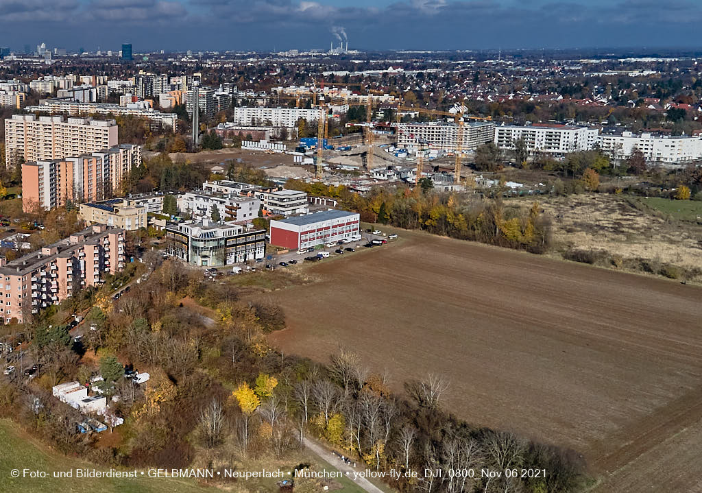 06.11.2021 - Der Noch-Acker in Neuperlach