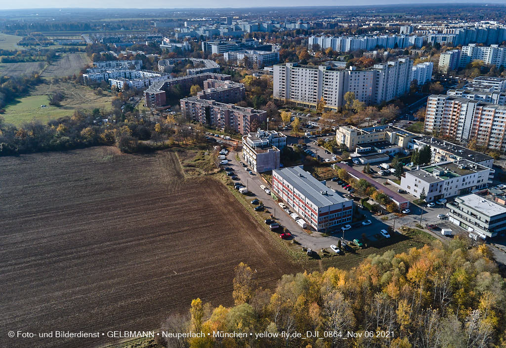 06.11.2021 - Der Noch-Acker in Neuperlach