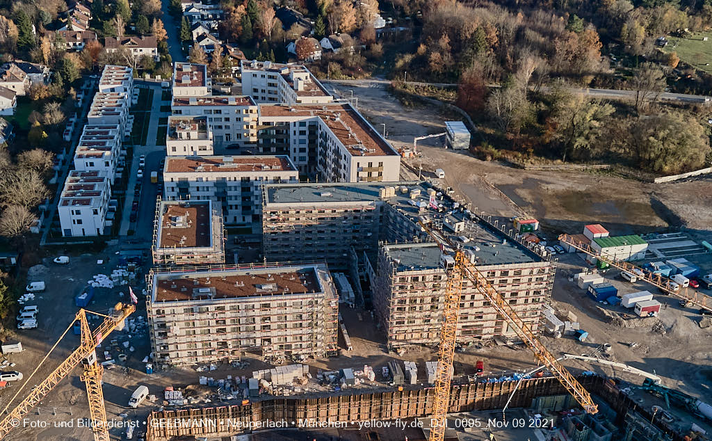 09.11.2021 - Baustelle Alexisquartier - Baugrube Das Duett