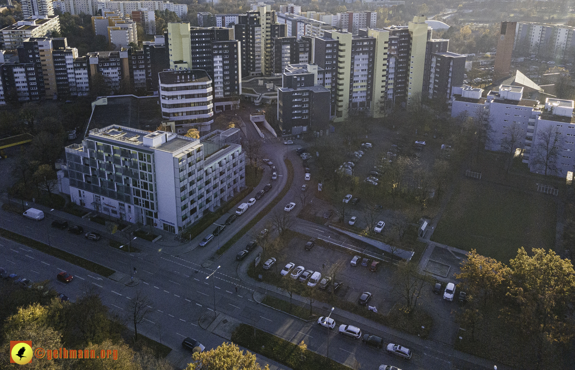 09.11.2021 - das Marx-Zentrum und Karl-Marx-Ring 52-62