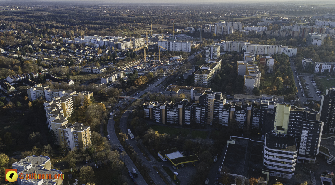 09.11.2021 - das Marx-Zentrum und Karl-Marx-Ring 52-62