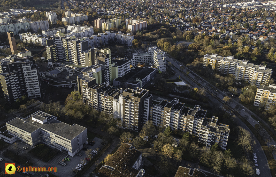 09.11.2021 - das Marx-Zentrum und Karl-Marx-Ring 52-62