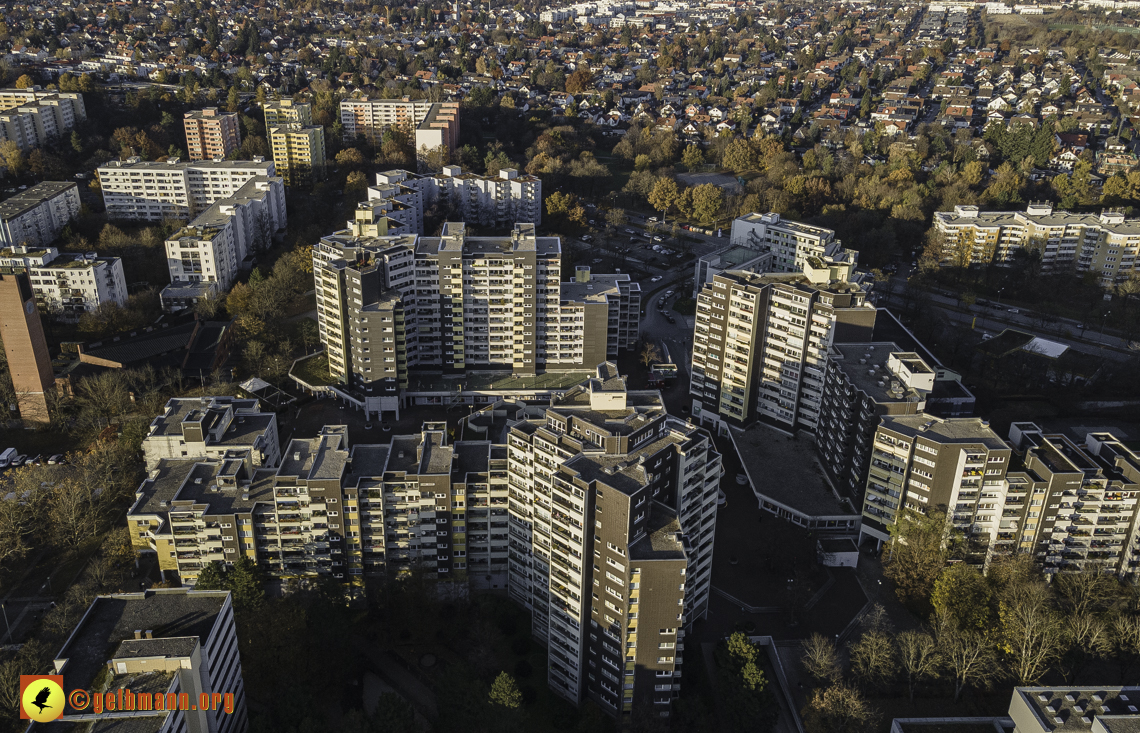 09.11.2021 - das Marx-Zentrum und Karl-Marx-Ring 52-62