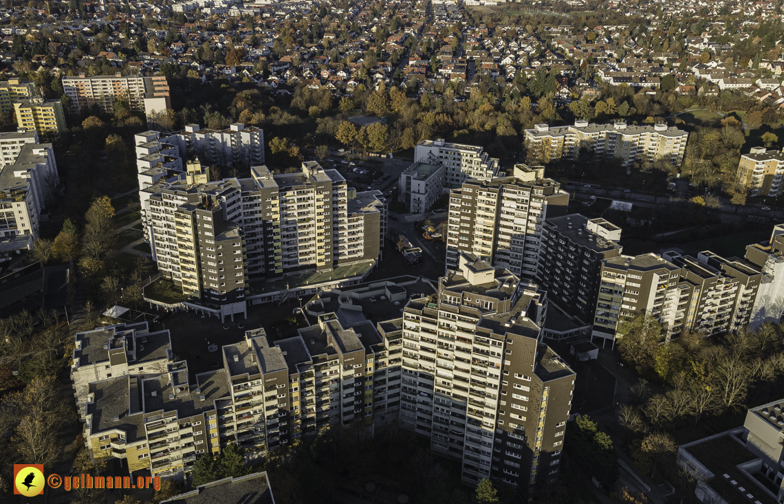 09.11.2021 - das Marx-Zentrum und Karl-Marx-Ring 52-62