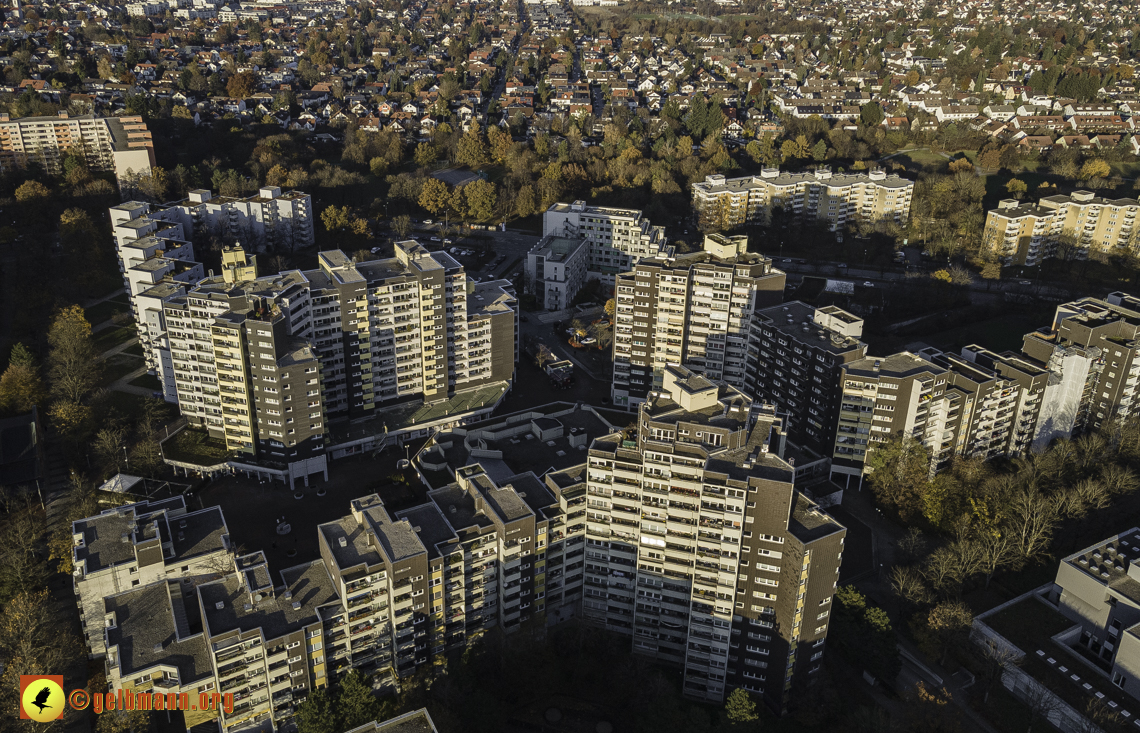 09.11.2021 - das Marx-Zentrum und Karl-Marx-Ring 52-62