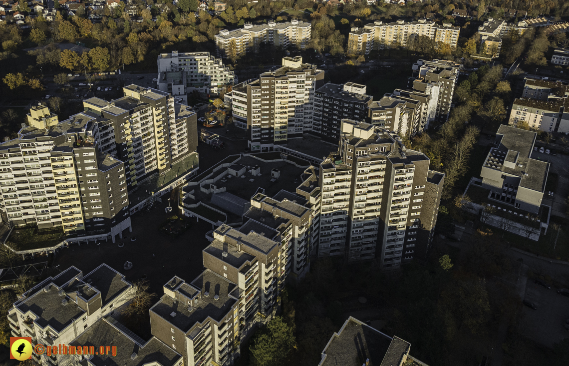 09.11.2021 - das Marx-Zentrum und Karl-Marx-Ring 52-62