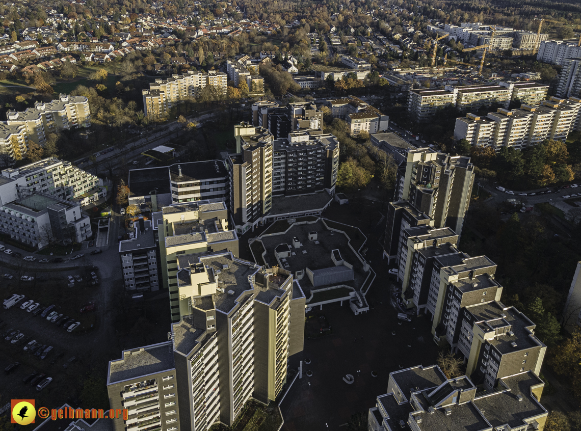 09.11.2021 - das Marx-Zentrum und Karl-Marx-Ring 52-62