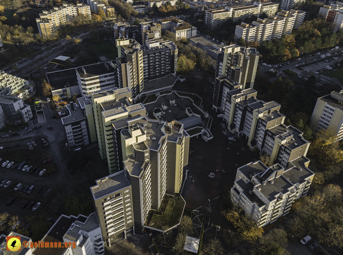 09.11.2021 - das Marx-Zentrum und Karl-Marx-Ring 52-62