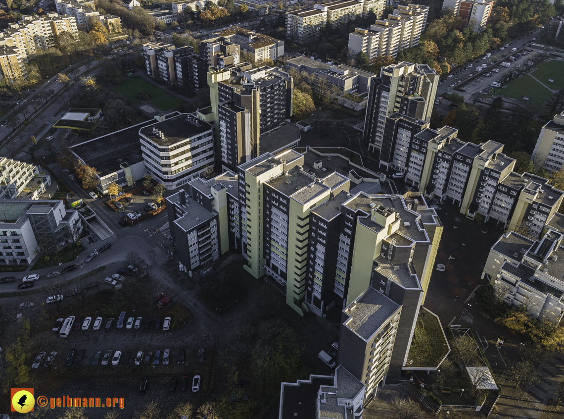 09.11.2021 - das Marx-Zentrum und Karl-Marx-Ring 52-62