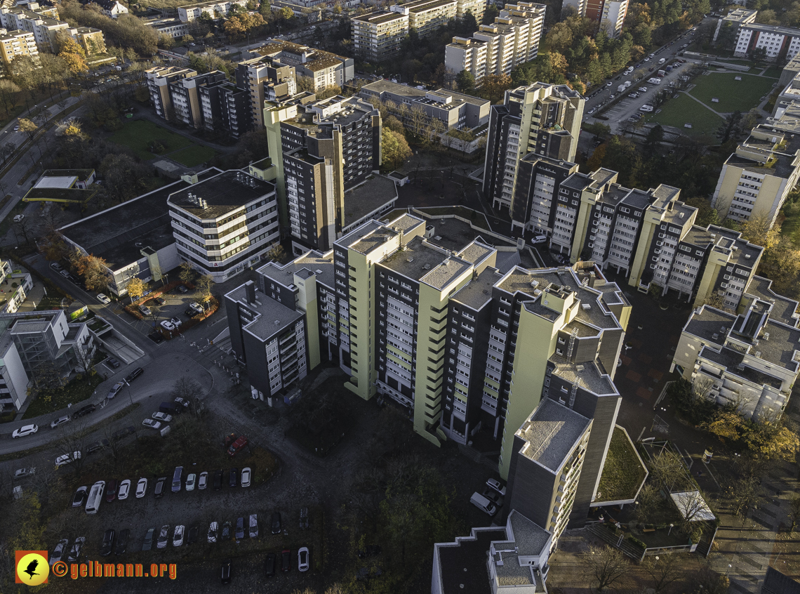 09.11.2021 - das Marx-Zentrum und Karl-Marx-Ring 52-62