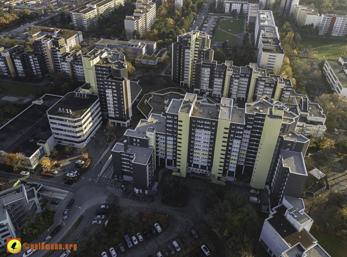 09.11.2021 - das Marx-Zentrum und Karl-Marx-Ring 52-62