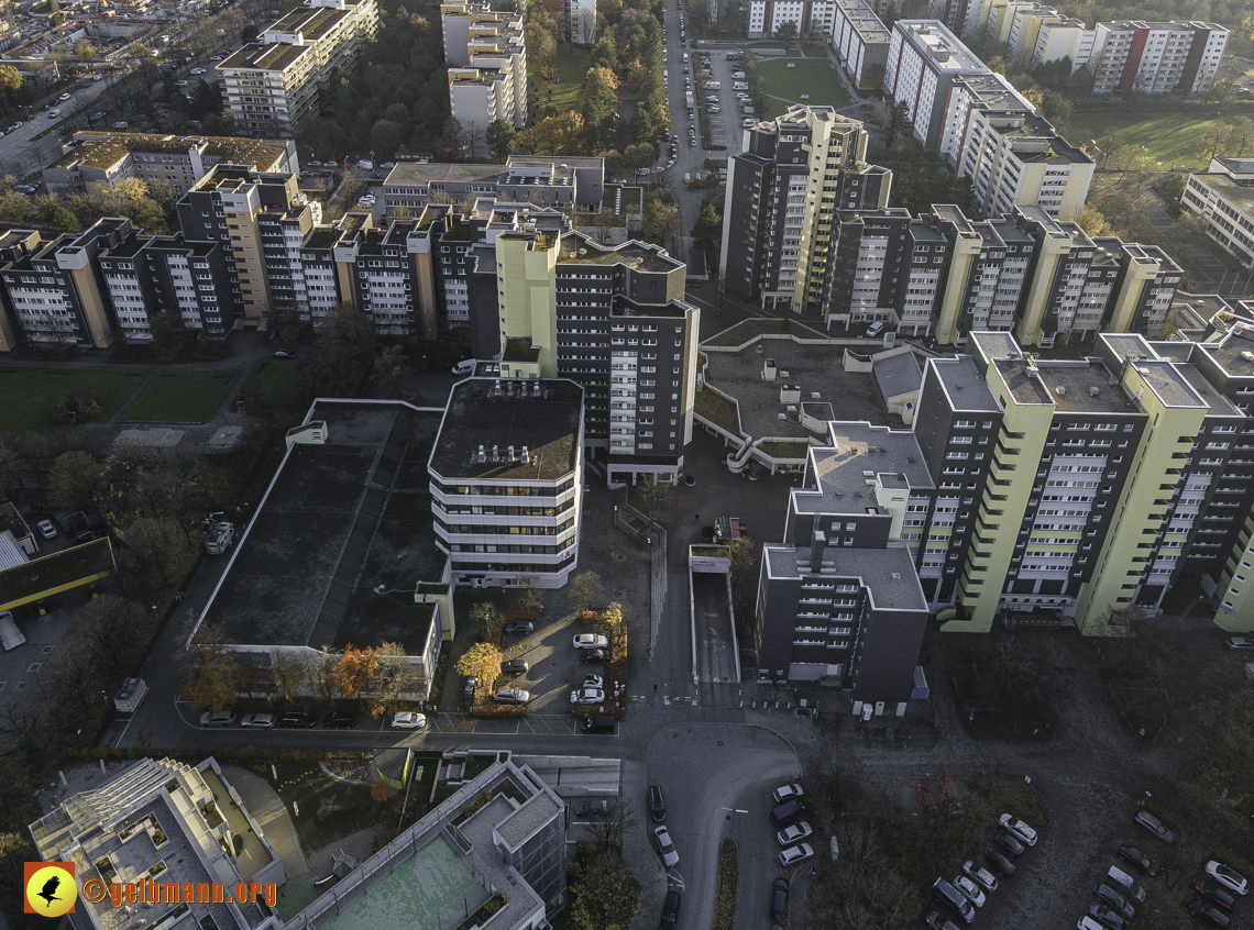 09.11.2021 - das Marx-Zentrum und Karl-Marx-Ring 52-62
