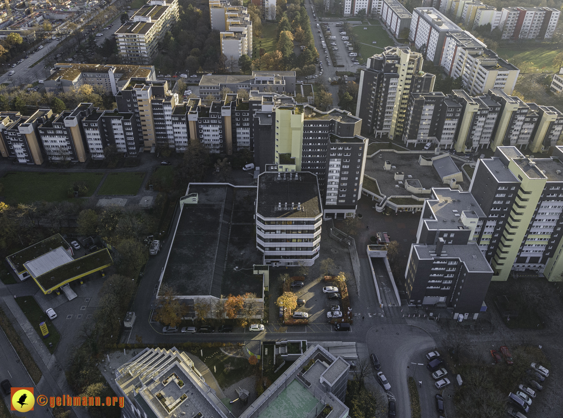 09.11.2021 - das Marx-Zentrum und Karl-Marx-Ring 52-62
