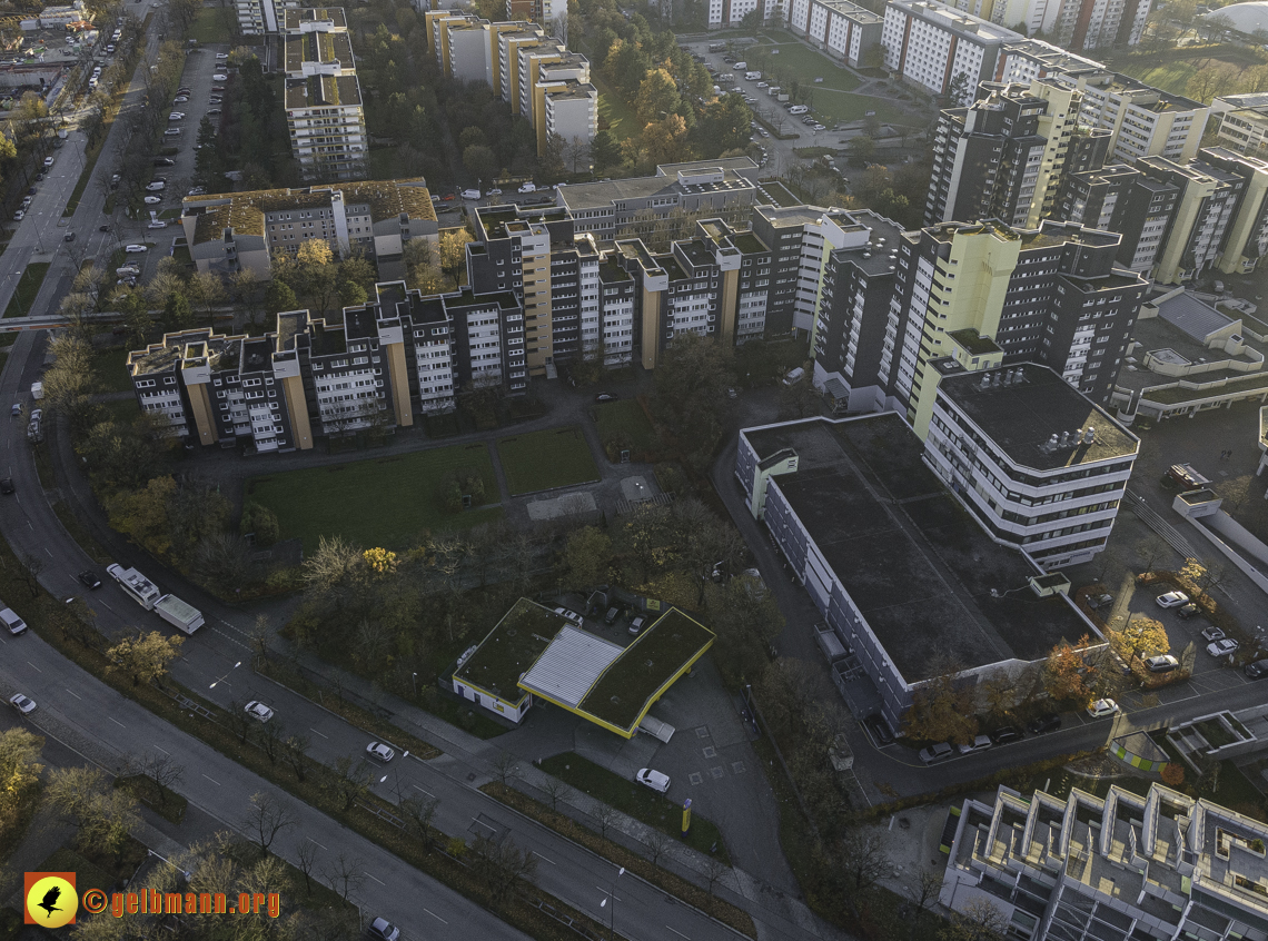 09.11.2021 - das Marx-Zentrum und Karl-Marx-Ring 52-62