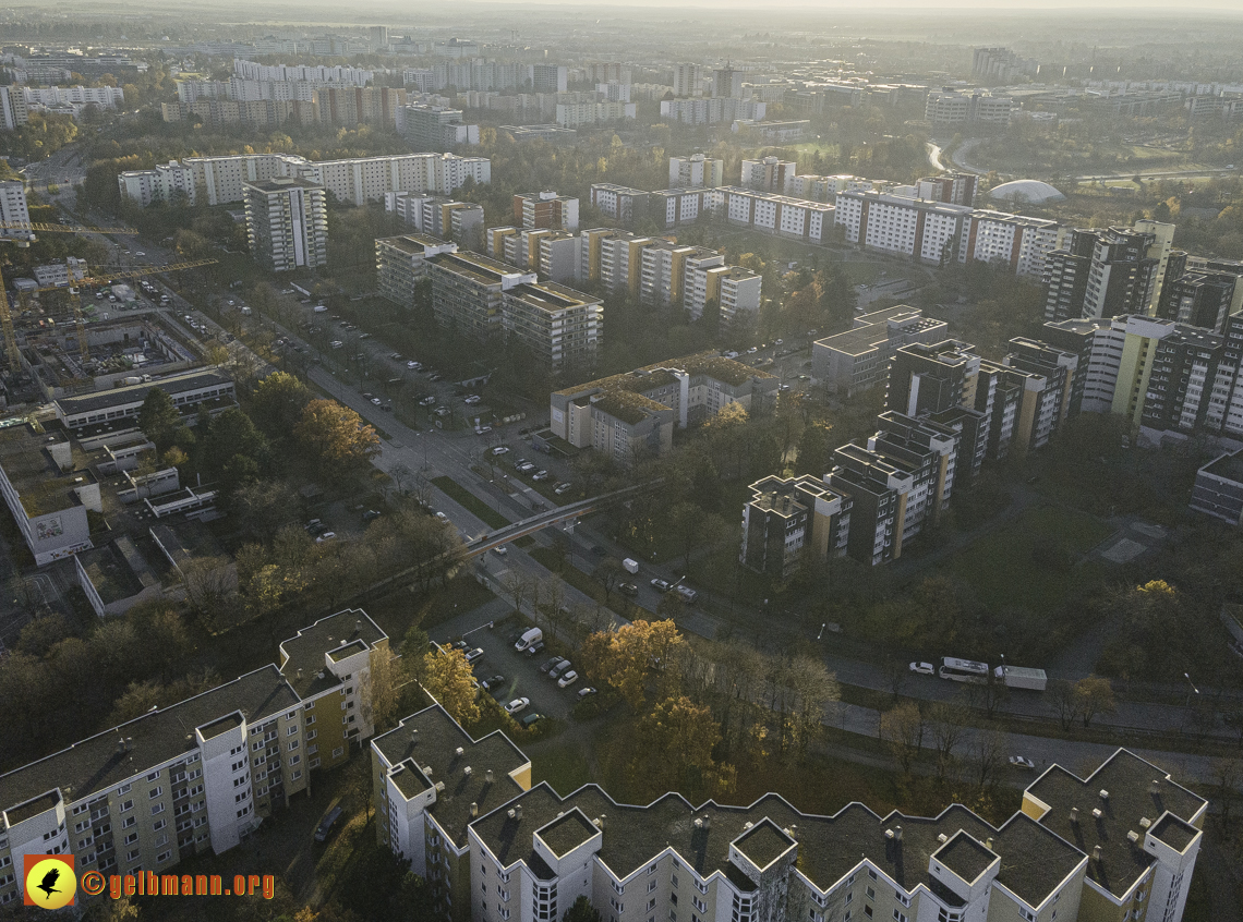 09.11.2021 - das Marx-Zentrum und Karl-Marx-Ring 52-62
