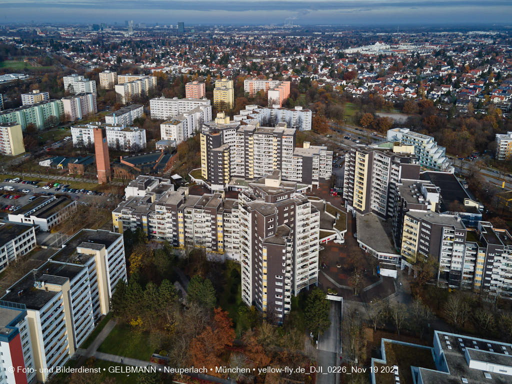 19.11.2021 - Wohnanlage Karl-Marx-Ring 52-62 und Marx-Zentrum