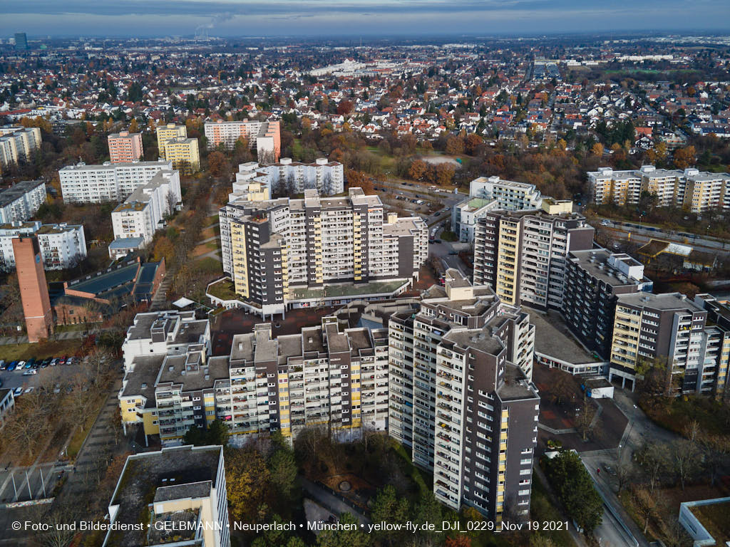 19.11.2021 - Wohnanlage Karl-Marx-Ring 52-62 und Marx-Zentrum