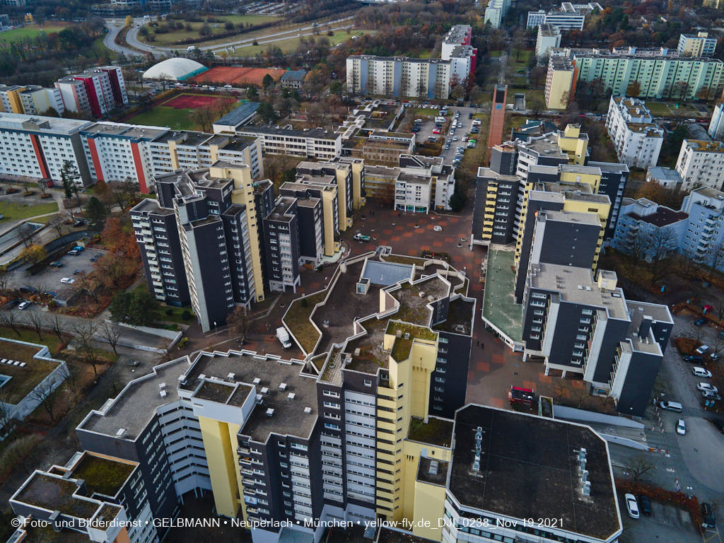 19.11.2021 - Wohnanlage Karl-Marx-Ring 52-62 und Marx-Zentrum