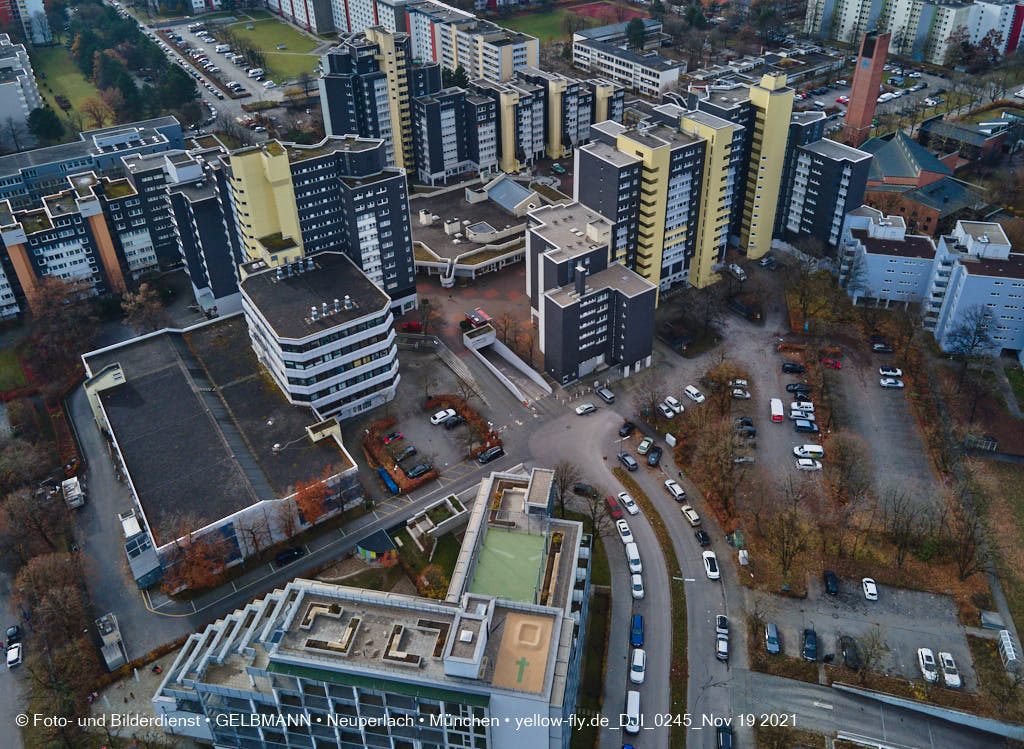 19.11.2021 - Wohnanlage Karl-Marx-Ring 52-62 und Marx-Zentrum