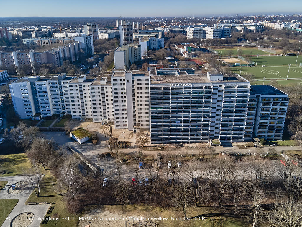 14.01.2022 - Wohnanlage Annette-Kolb-Anger in Neuperlach