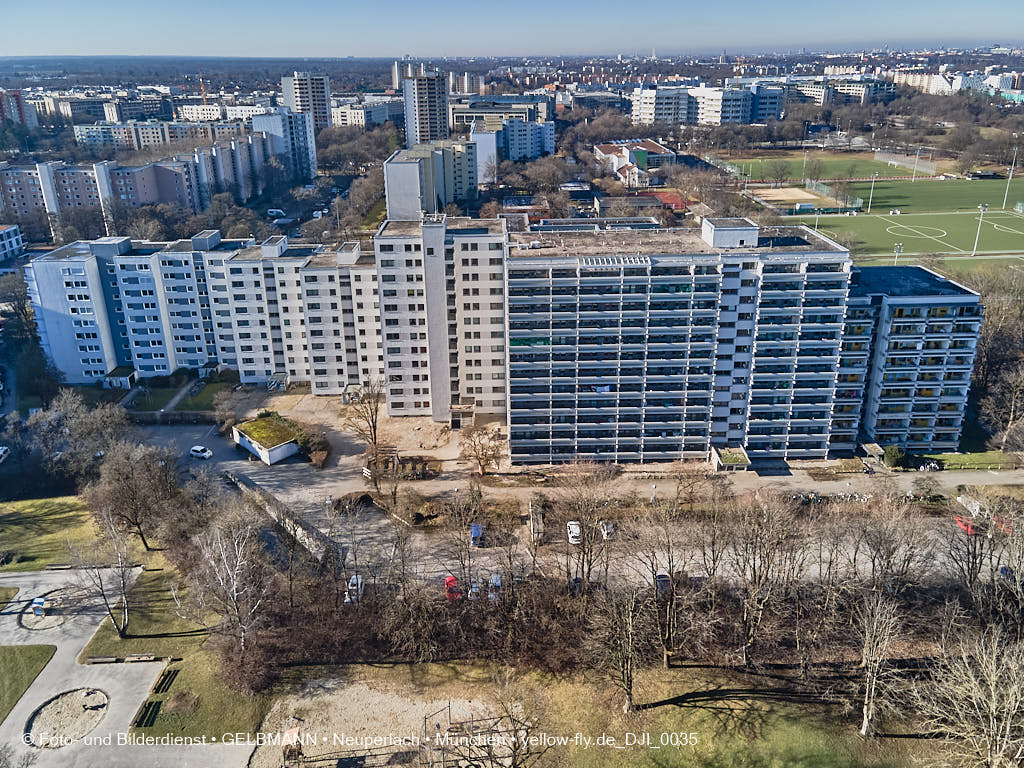 14.01.2022 - Wohnanlage Annette-Kolb-Anger in Neuperlach